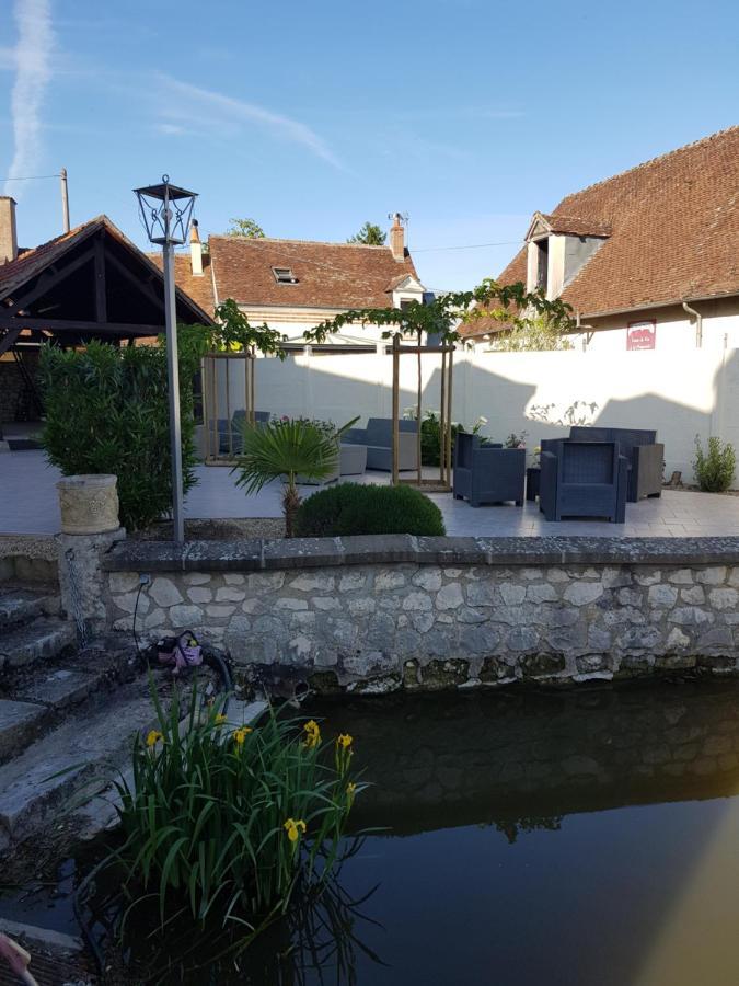 Hotel Restaurant Le Moulin De La Renne Adults Only Proche Zoo De Beauval Thésée Exterior foto